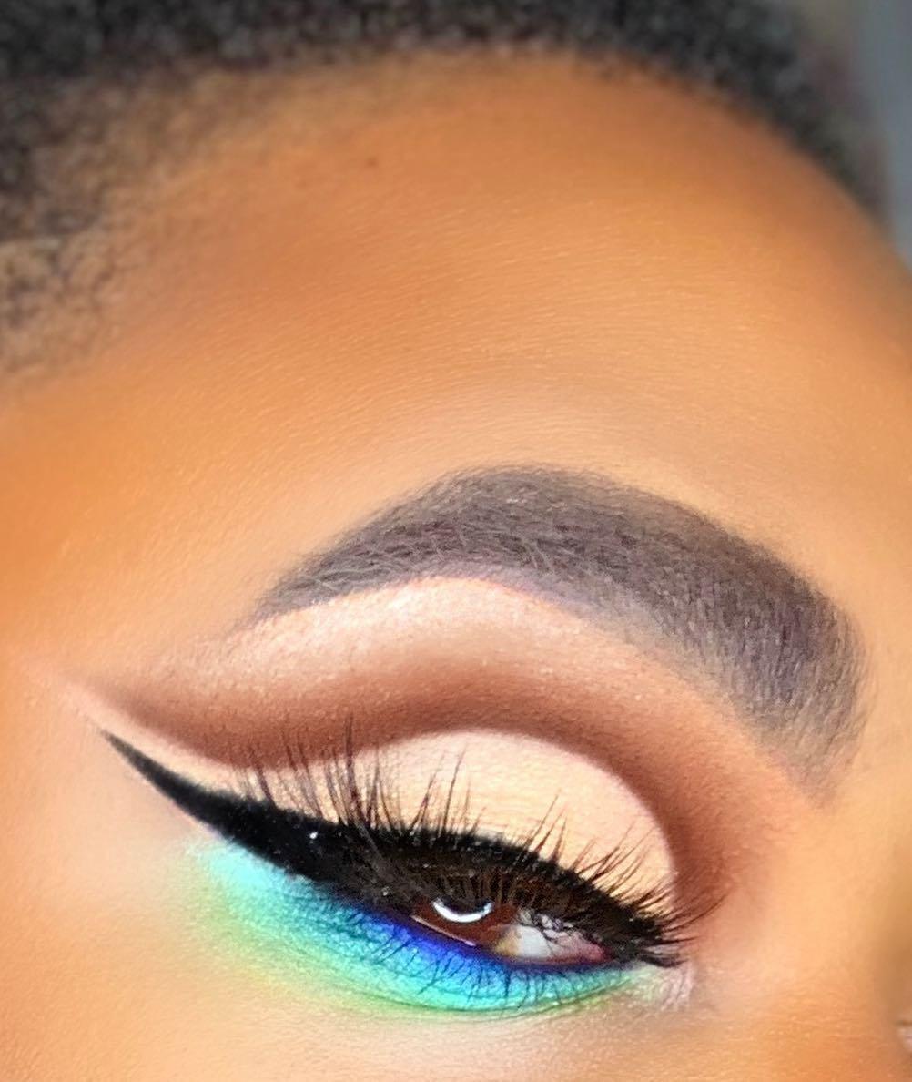 Vibrant Shadow Hey Sailor - REK Cosmetics