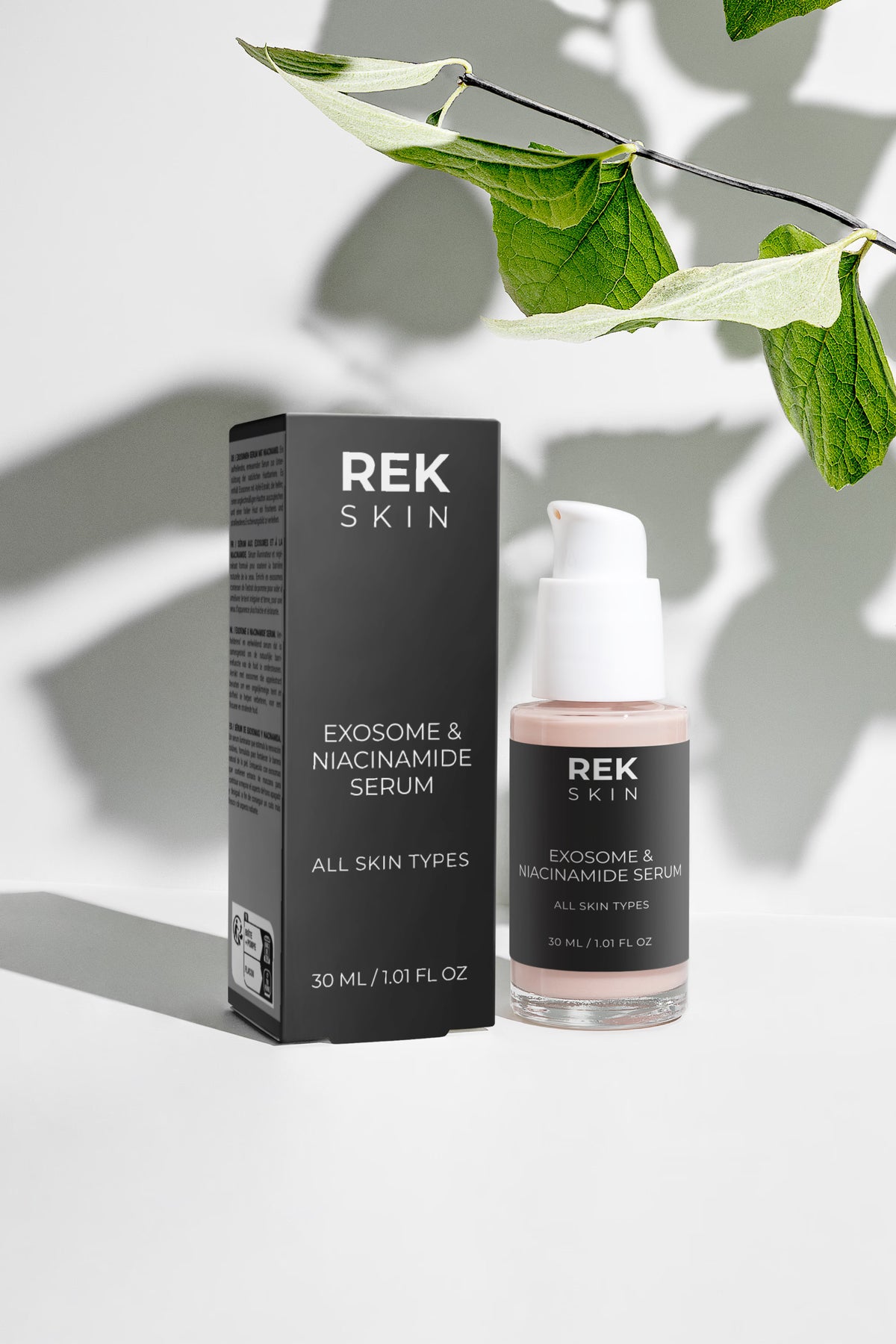 Exosome & Niacinamide Serum packaging 