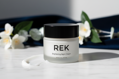 Brightening Night Cream - Close-up Product