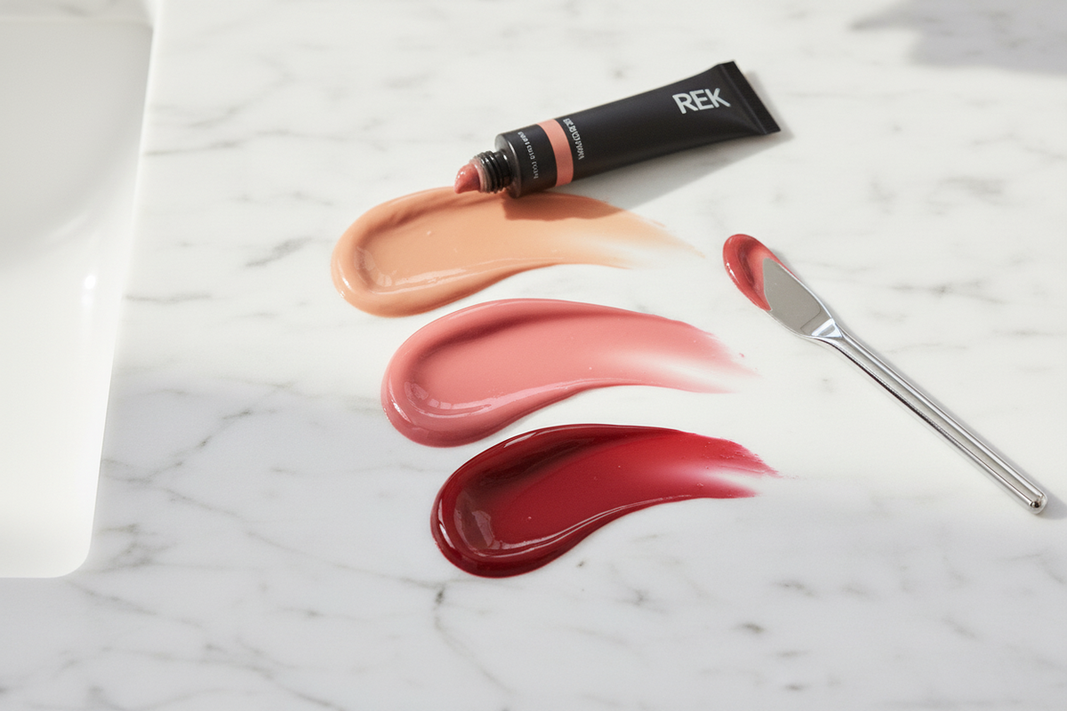 Lip Butter nourishing lip treatment providing deep hydration and care for soft, healthy lips